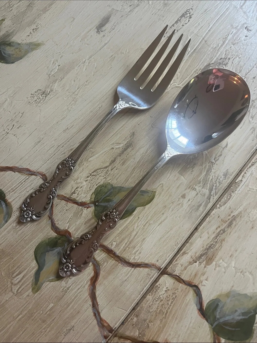 Original WM Rogers Extra Plate serving pieces